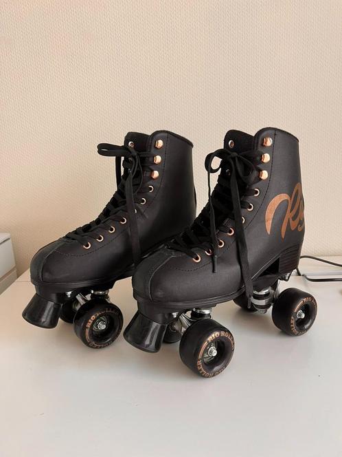 Rio Roller Script Skates (maat 39,5) + SFR Youth Ramp Triple, Hobby en Vrije tijd, Overige Hobby en Vrije tijd, Zo goed als nieuw