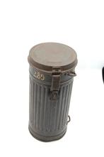 Boîte masques à gaz allemande WW2, Enlèvement ou Envoi