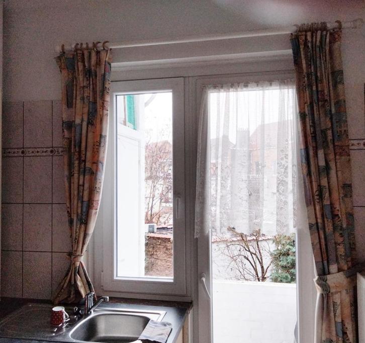 1 paar gordijnen (1 groot) en (1 middelgroot), Huis en Inrichting, Stoffering | Gordijnen en Lamellen, Zo goed als nieuw, 150 tot 200 cm