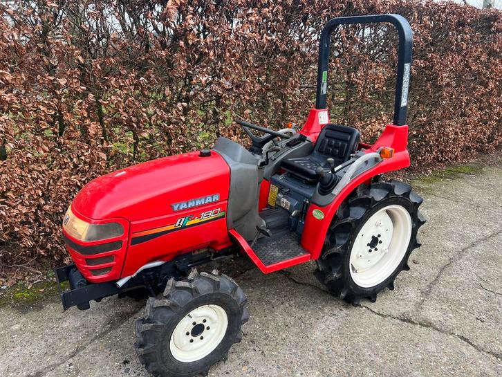 Yanmar AF18 minitractor| 4x4|18 Pk | keerkoppeling| 335 uur, Articles professionnels, Machines & Construction | Jardin, Parc & Sylviculture