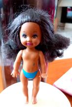 Vintage Afrikaanse MATTEL BARBIE  pop Kelly INDONESIA  1994, Antiek en Kunst, Ophalen