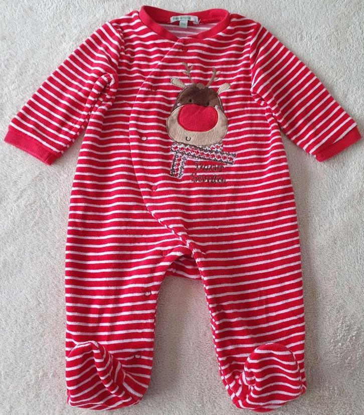 Pyjama grenouillère en velours rouge et blanc - Taille 3mois, Kinderen en Baby's, Babykleding | Maat 62, Zo goed als nieuw, Jongetje of Meisje