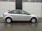 Ford Focus 1.6i in goede staat, Auto's, Ford, Focus, Stof, Zwart, Bedrijf