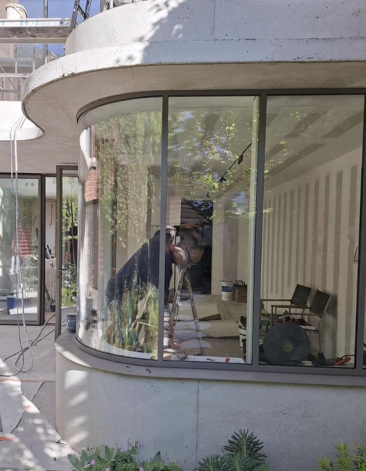 2 stuks gebogen isolerende beglazing., Doe-het-zelf en Bouw, Glas en Ramen, Nieuw, Gevelraam of Ruit, 160 cm of meer, 80 tot 120 cm