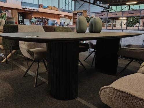 Eetkamertafel (PROMO), Huis en Inrichting, Woonaccessoires | Overige, Nieuw, Ophalen