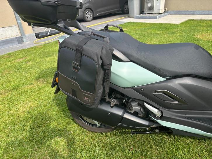 Givi zijtas voor Yamaha Tricity, Motoren, Onderdelen | Yamaha, Nieuw, Ophalen of Verzenden