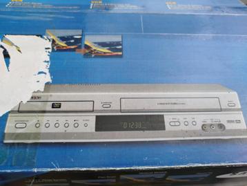 Lecteur DVD + VHS beschikbaar voor biedingen