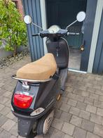 vespa piaggo 50, Fietsen en Brommers, Snorfietsen en Snorscooters, Ophalen, Gebruikt, Vespa