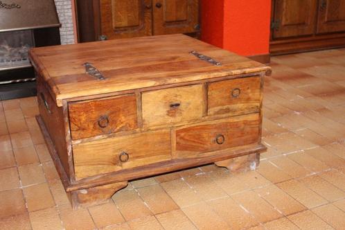 Coffre,table basse,5 tiroirs en bois exotique, Maison & Meubles, Armoires | Autre, Utilisé, Enlèvement