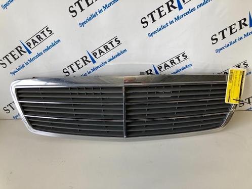 Grille van een Mercedes C-Klasse (7D11A), Auto-onderdelen, Carrosserie, Mercedes-Benz, Gebruikt, 3 maanden garantie, Ophalen of Verzenden