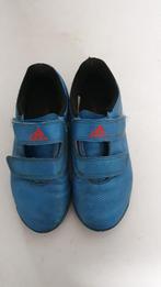 Voetbalschoenen Adidas maat 32, Kinderen en Baby's, Ophalen, Adidas, Gebruikt, Sportschoenen