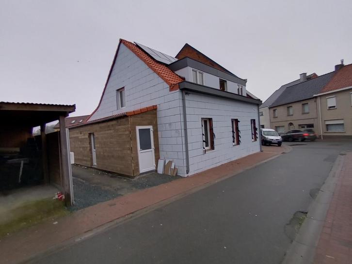 Te koop half open bebouwing te Mere EPC A, Immo, Huizen en Appartementen te koop, Provincie Oost-Vlaanderen, 200 tot 500 m², Hoekwoning