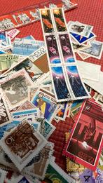 Lot 300 postzegels Rusland - random, Postzegels en Munten, Postzegels | Volle albums en Verzamelingen, Ophalen