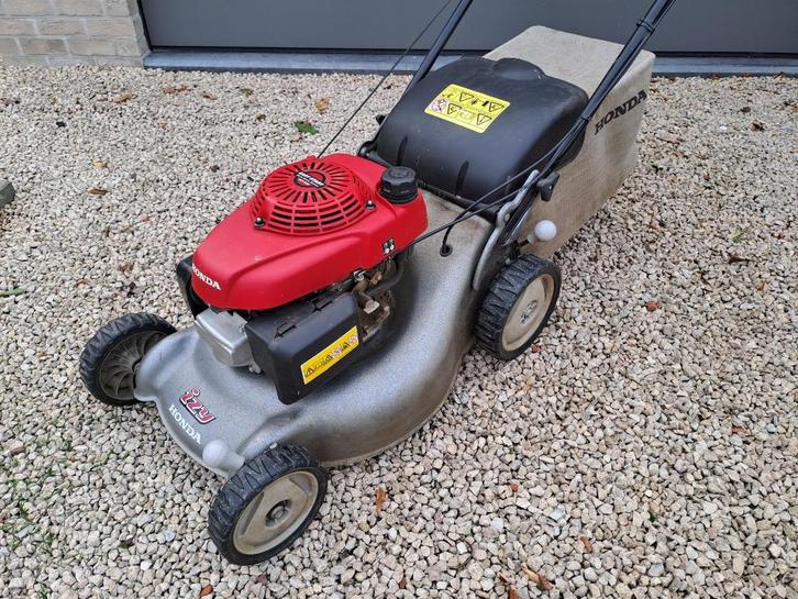 Honda IZY Easy Start GCV160 op benzine, Tuin en Terras, Grasmaaiers, Gebruikt, Benzine-grasmaaier, Opvangbak, Ophalen