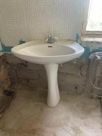 Lavabo sur pied vintage, Maison & Meubles, Salle de bain | Meubles de Salle de bain, Utilisé