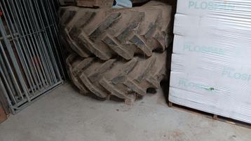 dunlop t32 23.1-26 beschikbaar voor biedingen