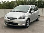 HONDA JAZZ 1.3i BENZINE /AIRCO /TOPSTAAT! GEKEURD/ LEZ OKE, Auto's, Honda, Voorwielaandrijving, Stof, Zwart, Electronic Stability Program (ESP)