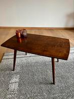 Mooie bruine vintage salontafel in hout., Huis en Inrichting, Tafels | Salontafels, Overige vormen, 50 tot 100 cm, Minder dan 50 cm