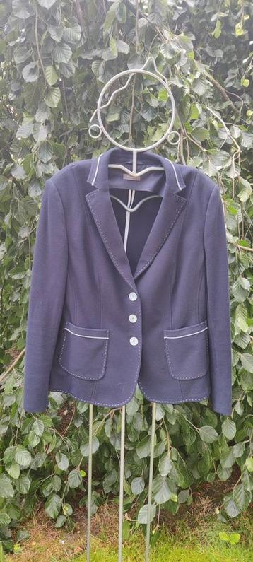 Blazer BASLER maar 44