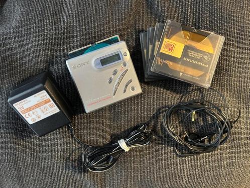 Sony MZ-R500 MiniDisc Walkman - Zeer goede staat + accessoir, Audio, Tv en Foto, Walkmans, Discmans en Minidiscspelers, Minidisc-recorder