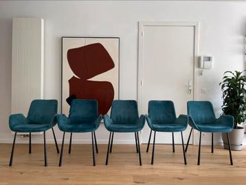 5 Eetkamerstoelen merk Zuiver te koop beschikbaar voor biedingen