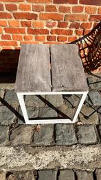 Tafel en 2 bijzetkrukjes, Tuin en Terras, Tuintafels, Ophalen, Zo goed als nieuw