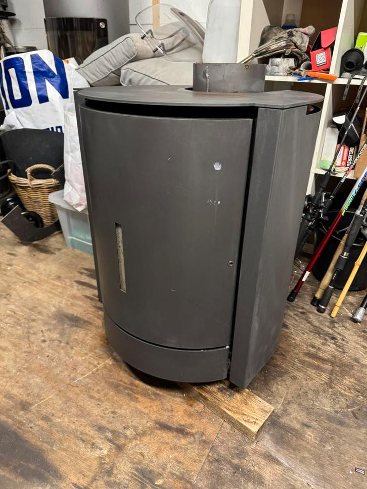 Stuv 30 up, Maison & Meubles, Poêles, Utilisé, Suspendu, Poêle à bois, Bois, Enlèvement