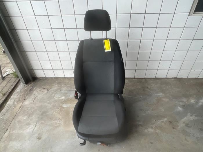 Stoel links van een Volkswagen Caddy, Auto-onderdelen, Interieur en Bekleding, Volkswagen, Gebruikt, 3 maanden garantie, Ophalen of Verzenden