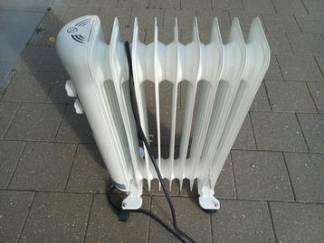 Radiateur bain d huile .2000W beschikbaar voor biedingen