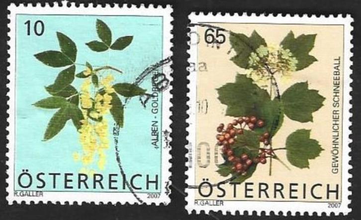 2 Postzegels Oostenrijk 2007 Bloemen, Postzegels en Munten, Postzegels | Europa | Oostenrijk, Gestempeld, Ophalen of Verzenden