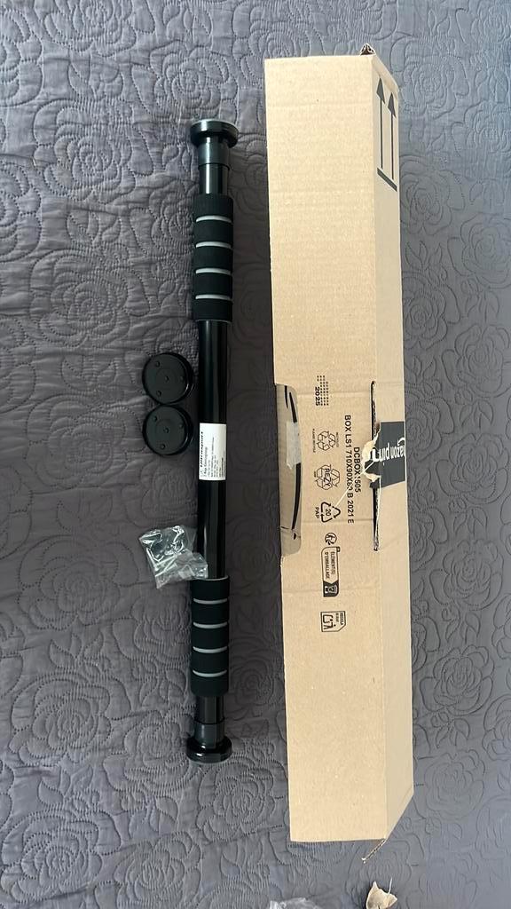 Pullup bar, Sport en Fitness, Fitnessmaterialen, Zo goed als nieuw, Ophalen