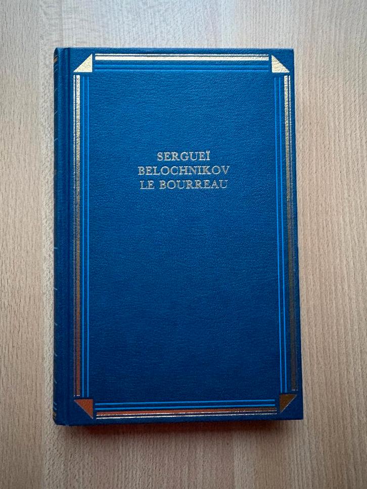 Le Bourreau, Livres, Romans, Utilisé, Reste du monde, Enlèvement