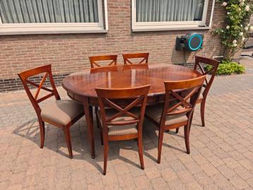 Super mooie antieke uitschuifbare tafel + 6 stoelen beschikbaar voor biedingen