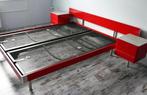 Auping Match met nachtkasten rood 160 x 200 cm hoogte 36 cm, 160 cm, Design, Gebruikt, Ophalen of Verzenden