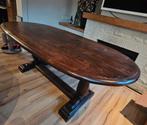 Massief houten eettafel. Kloosterstijl, Huis en Inrichting, Tafels | Eettafels, Ophalen, Zo goed als nieuw