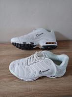 Basquet Nike tn requin blanche, Sports & Fitness, Tennis, Enlèvement ou Envoi, Comme neuf, Nike