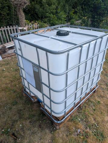 regenwaterton 1000liter  
Ibc container 
Ideaal als Watervat, Tuin en Terras, Ophalen of Verzenden, Zo goed als nieuw