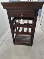 Bar avec plateau amovible