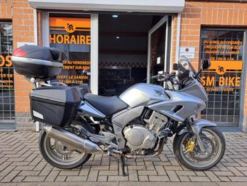 HONDA CBF 1000 ABS UIT JUNI 2007 MET 24.600 KM! HEEL MOOI E beschikbaar voor biedingen