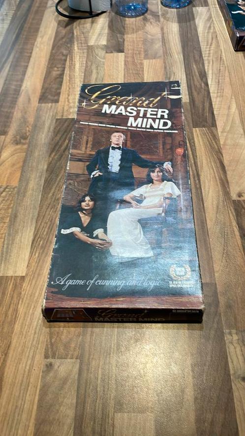 GROOTMEESTERGEEST - INVICTA, Hobby en Vrije tijd, Gezelschapsspellen | Bordspellen, Zo goed als nieuw, Een of twee spelers, Ophalen of Verzenden