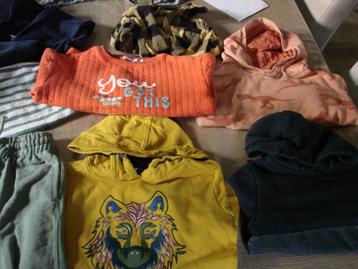 groot pakket jongens kleding maat 116 (5-6 jr) beschikbaar voor biedingen