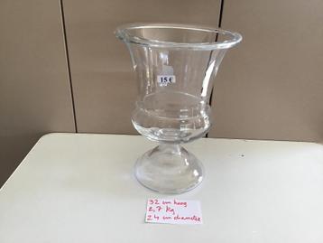 4 mooie glazen vazen aan 15 euro per stuk beschikbaar voor biedingen