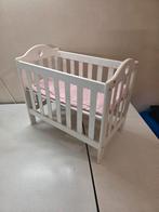 Houten poppenbedje., Kinderen en Baby's, Speelgoed | Poppen, Ophalen, Zo goed als nieuw