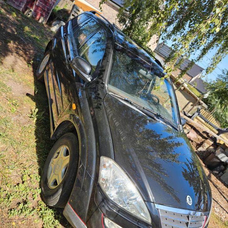 82-jarige dame verkoopt deze prachtige 4x4, exportvoorwaarde, Auto's, SsangYong, Particulier, Kyron, 4x4, Diesel, Handgeschakeld