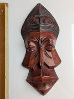 houtsnijwerk uit Congo 1960, Enlèvement ou Envoi