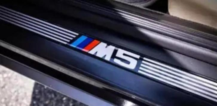 BMW E34 instaplijsten set ///M5 (1985-1995), Auto-onderdelen, Carrosserie, BMW, Links, Rechts, Nieuw, Ophalen