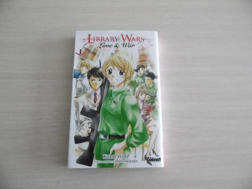 LIBRARY WARS  LOVE & WAR  TOME 1, Boeken, Strips | Comics, Zo goed als nieuw, Eén comic, Japan (Manga), Ophalen of Verzenden