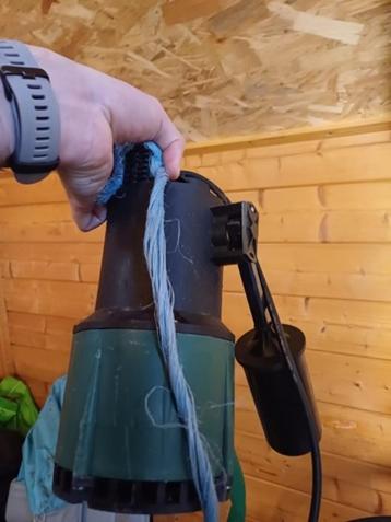 Dompelpomp + extensieslang beschikbaar voor biedingen