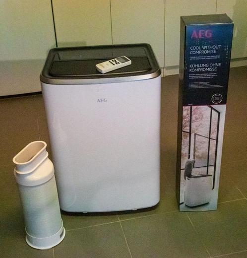 mobiele airco AEG AXP26U338BW ChillFlex Pro, Elektronische apparatuur, Airco's, Zo goed als nieuw, Mobiele airco, Minder dan 60 m³