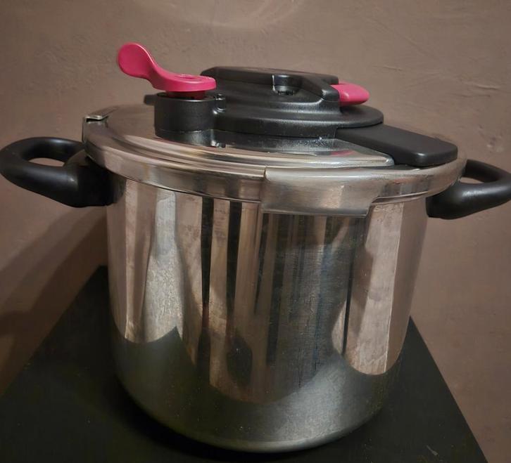 SEB Clipso Plus 10L snelkookpan, Huis en Inrichting, Keuken | Potten en Pannen, Zo goed als nieuw, Kookpan of Snelkookpan, Inox